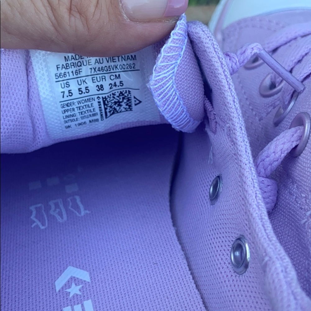 Iridescent “Lilac Mist” Converse Shoreline 7.5 - Picture 14 of 15